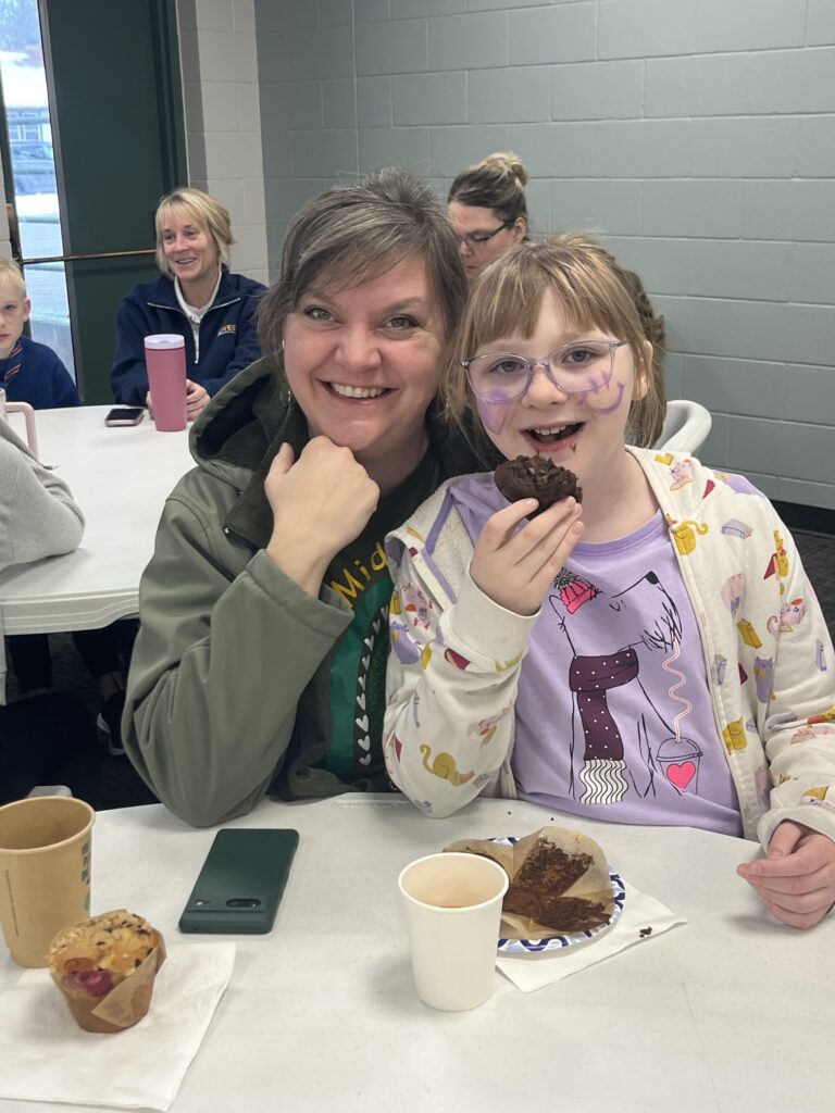 Muffins with mom